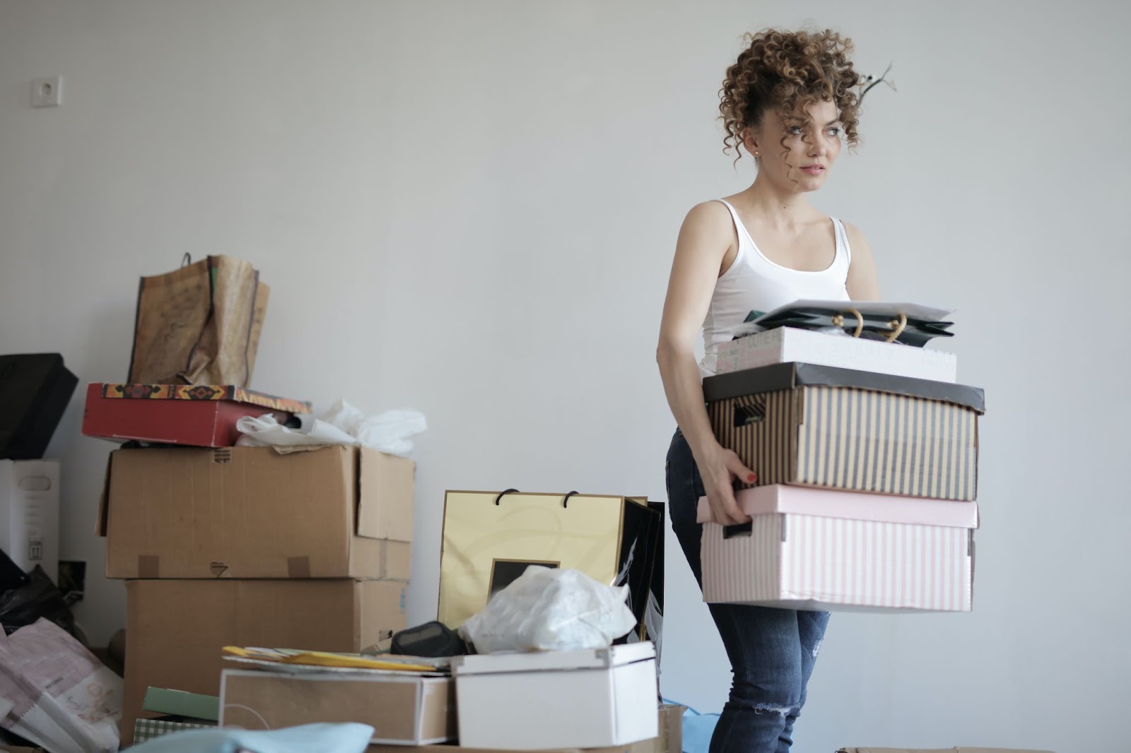 stop being a hoarder and declutter stuff that you no longer need